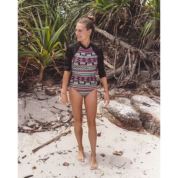 2 Piece Bundle NWT Swim Body Suit and NWT Mesh Pull on Pant Size S - QUICK SHIP - Picture 4 of 5